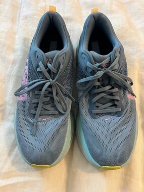 Hoka Bondi 8